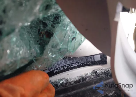 2021 Nissan Altima Sr Fwd из США, поврежденный, VIN 1N4BL4CV2MN403734